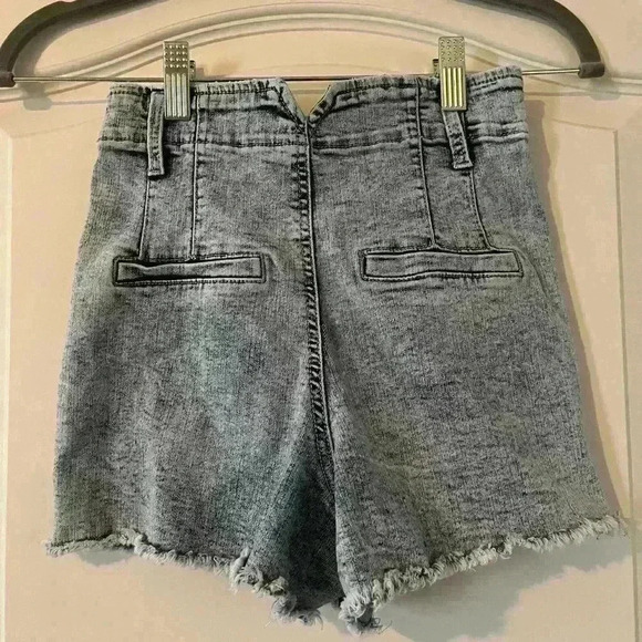 Celebrity Pink SZ 1 XS Acid Washed Jean Shorts - Picture 6 of 10